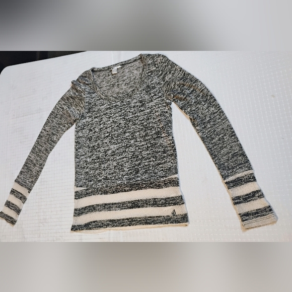 Volcom Black and Tan Knit Top - Picture 1 of 5